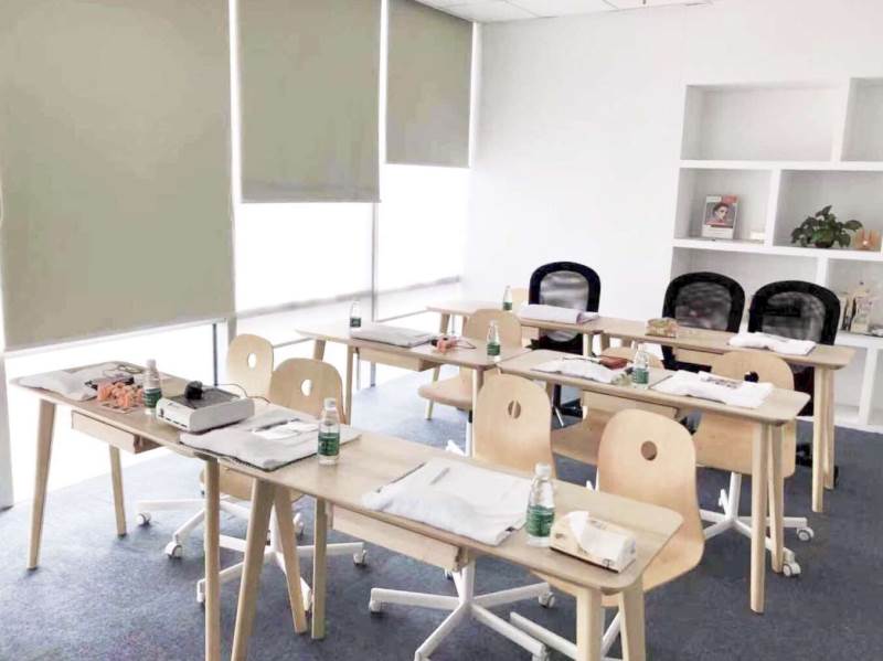 InsNails学校环境-打磨机课实操教室 InsNails学校环境-打磨机课实操教室