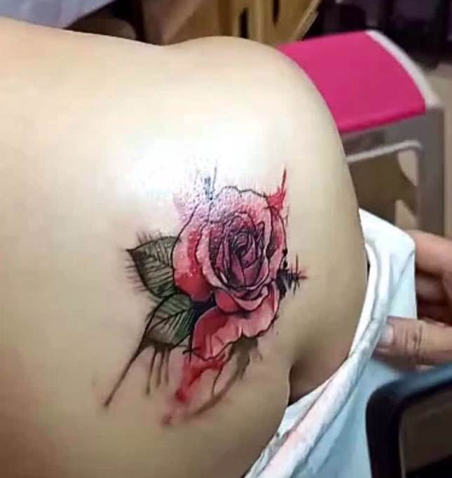 深圳深加速纹绣作品