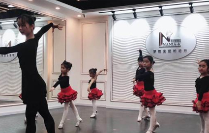 广州活力拉丁少儿班