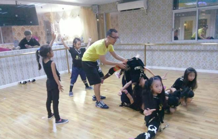 廣州街舞爵士少兒綜合班 廣州街舞爵士少兒綜合班