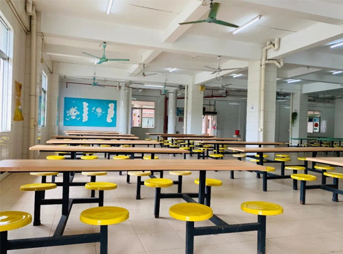 学校饭堂 学校饭堂
