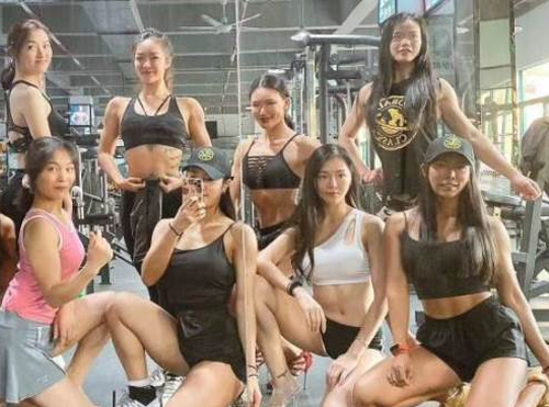 健身学员风采 健身学员风采