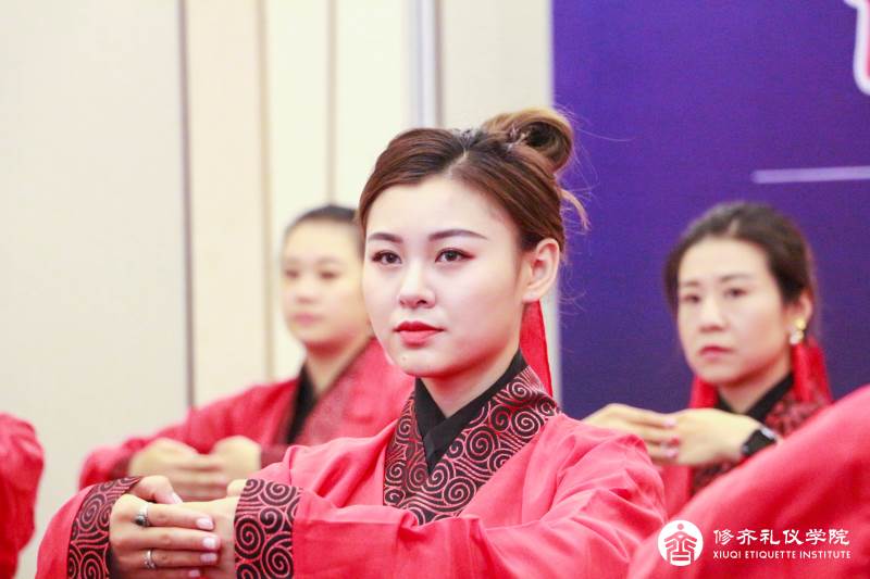 2修齐礼仪学院礼仪培训师培训课程传统古礼作揖礼拜师礼