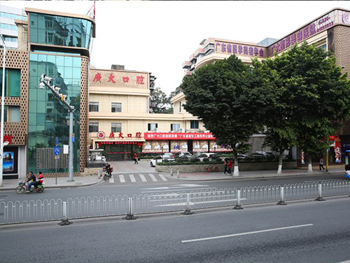 学校环境-周边外景 学校环境-周边外景