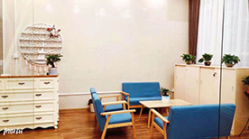 爸妈亲亲学校环境