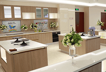 學(xué)校環(huán)境 學(xué)校環(huán)境