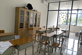 深圳聯(lián)考中國(guó)港澳臺(tái)聯(lián)考培訓(xùn)中心-教室環(huán)境 深圳聯(lián)考中國(guó)港澳臺(tái)聯(lián)考培訓(xùn)中心-教室環(huán)境