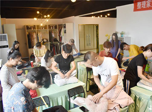 课堂剪影-实操教学 课堂剪影-实操教学