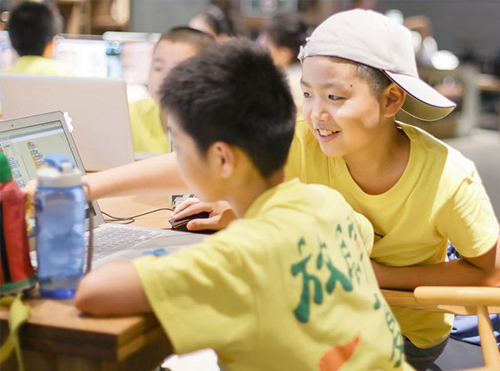 课堂剪影-学员互相交流 课堂剪影-学员互相交流