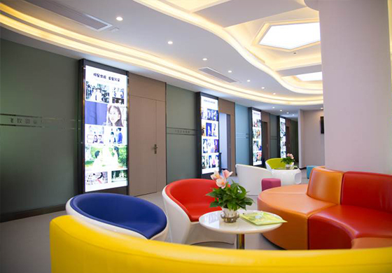 學(xué)校環(huán)境-休息室 學(xué)校環(huán)境-休息室