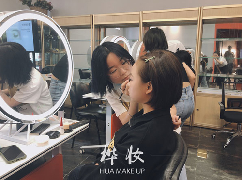 课堂风采-学员实操 课堂风采-学员实操