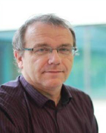 Mr.Schneider (1) Mr.Schneider (1)