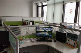 学校环境 (82) 学校环境 (82)