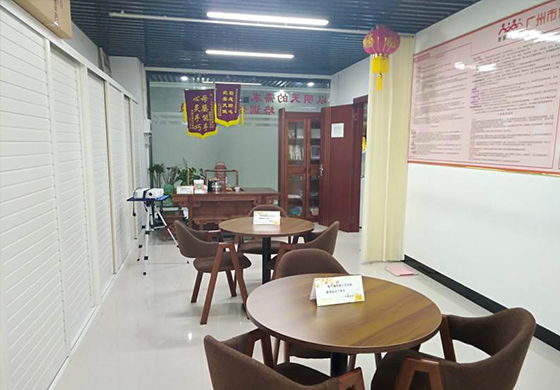 学校环境-座谈区