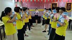 课堂剪影-婴儿护理模拟 课堂剪影-婴儿护理模拟