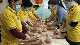 课堂剪影-小儿推拿模拟实操 课堂剪影-小儿推拿模拟实操