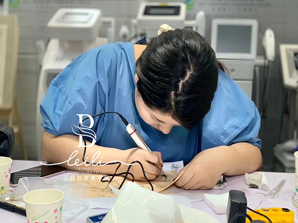 半永久教学现场 半永久教学现场