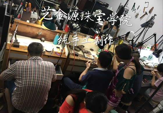 手工课堂剪影 手工课堂剪影