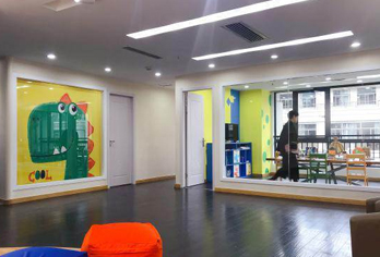 休息區(qū) 休息區(qū)