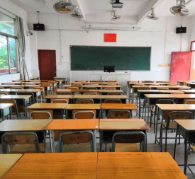 课室