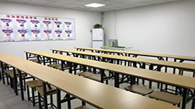 课室