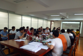 正在上课的学员