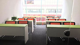 課室 課室