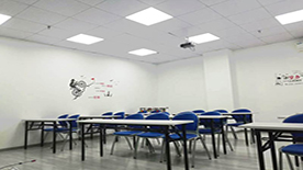课室