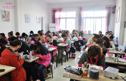 郑州东方丽人美甲纹绣美容学校