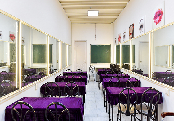 课室