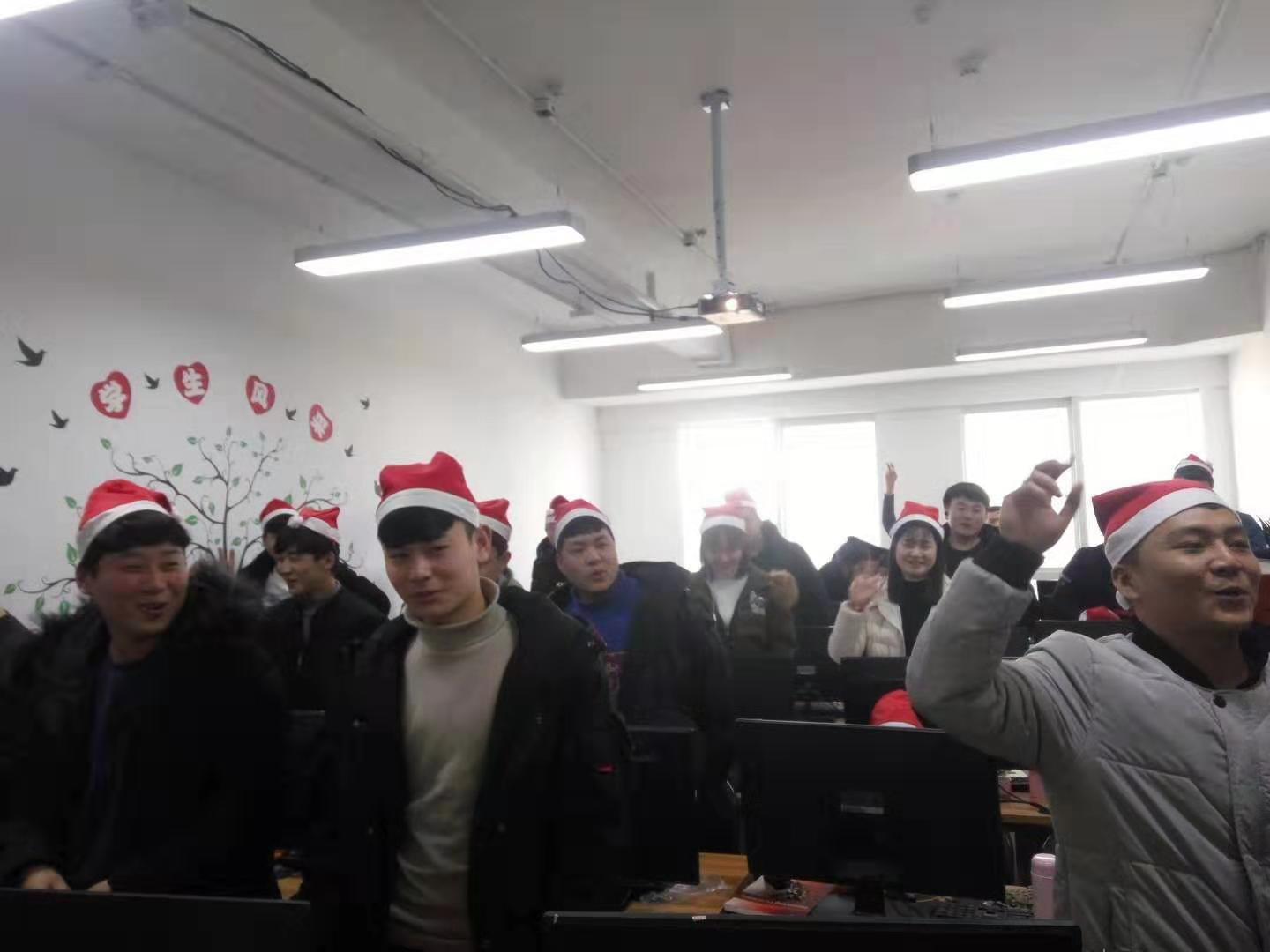 郑州华人软件设计培训