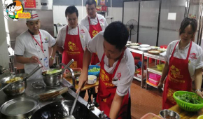 佛山食为先小吃培训中心学员风采一览