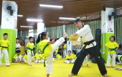 佛山零基础青少年跆拳道培训班