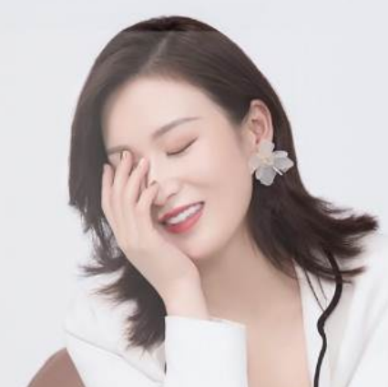 VI-LUCKY数字化牙齿美学