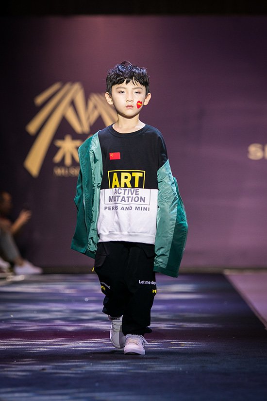 丝路鑫妃上古精英模特培训中心