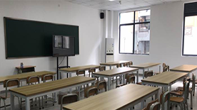 课室