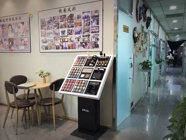 校园一角 校园一角
