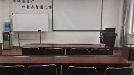 學(xué)校環(huán)境 學(xué)校環(huán)境