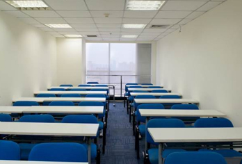 课室