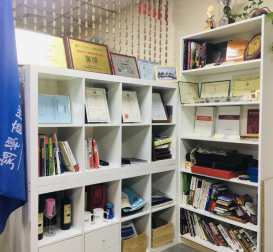 荣誉展示台