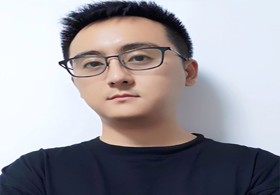 严老师 严老师