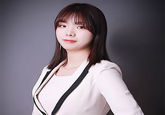 王老师 王老师