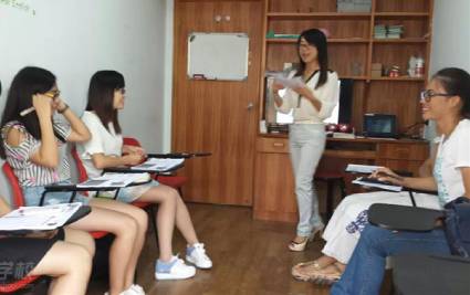 英语商务听说培训课程