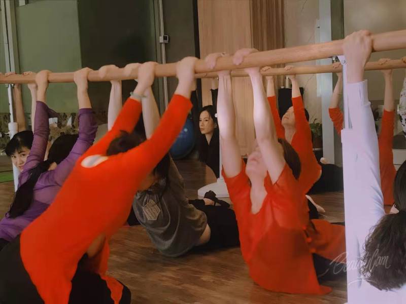 舞韵瑜伽训练