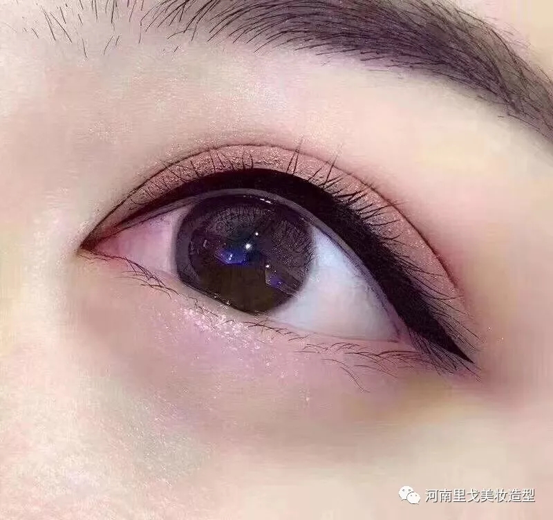 美瞳线2.webp 美瞳线2.webp