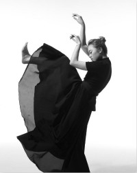 尹伊老师 尹伊老师