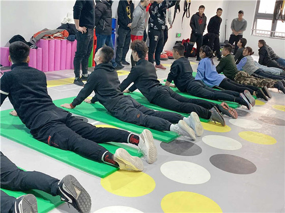 普拉提训练 普拉提训练