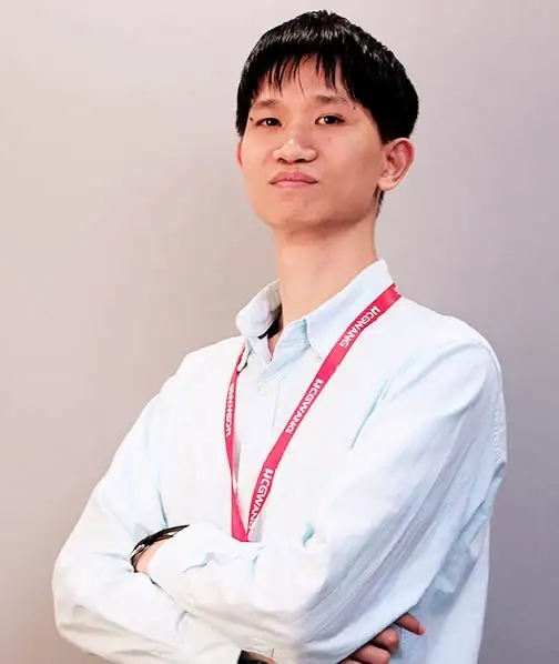 严老师 严老师