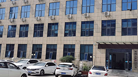 學(xué)校門口 學(xué)校門口