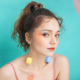 攝圖網(wǎng)_501312356_美妝少女(企業(yè)商用) 攝圖網(wǎng)_501312356_美妝少女(企業(yè)商用)